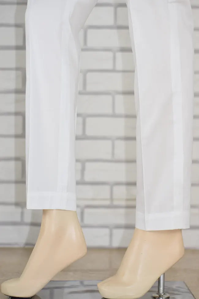 Signature Tapered Straight Leg Crepe Off White Pant /GCLP113